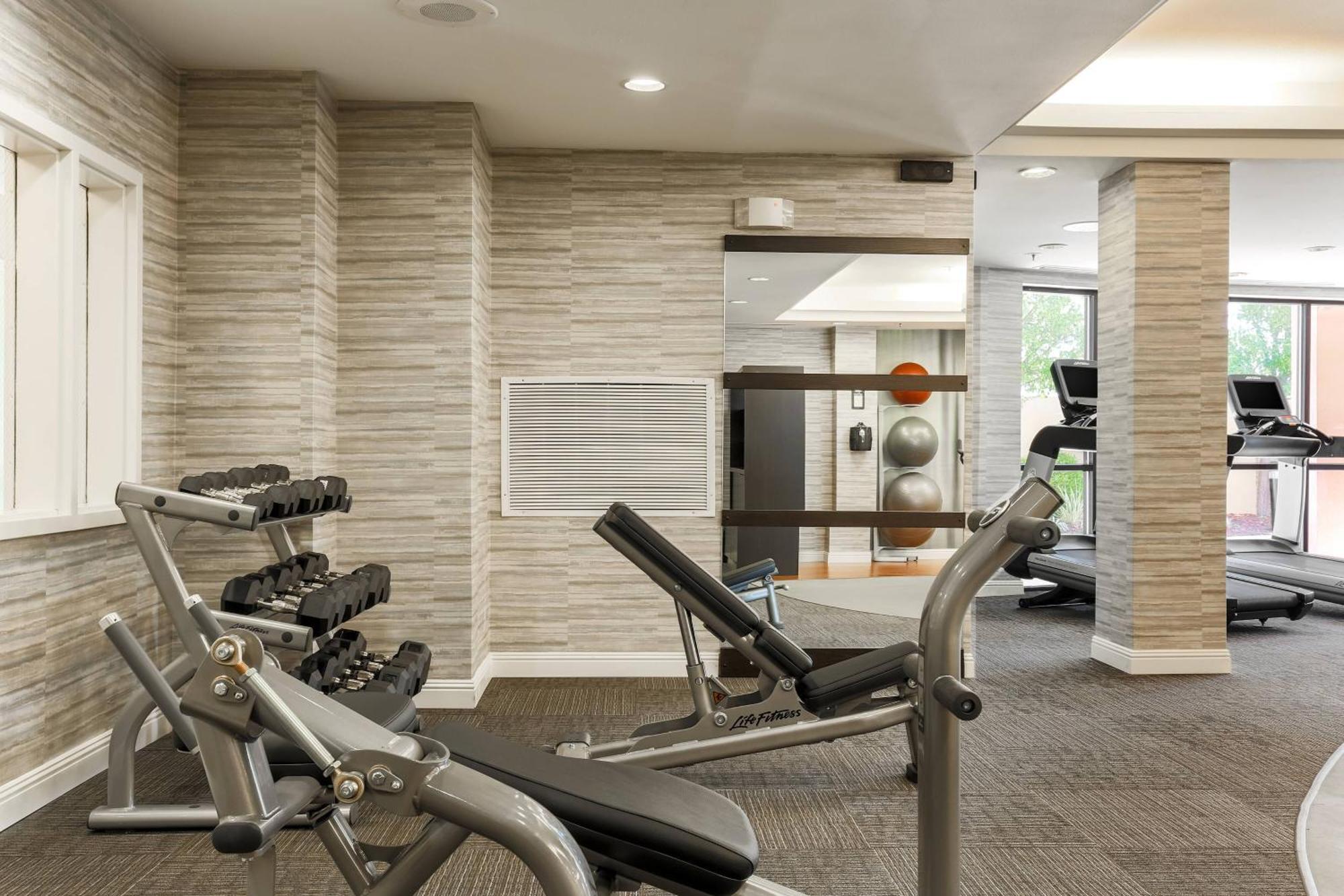 Courtyard By Marriott Roseville Galleria Mall/Creekside Ridge Drive Extérieur photo