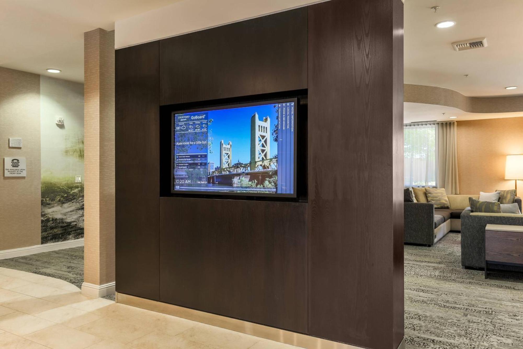 Courtyard By Marriott Roseville Galleria Mall/Creekside Ridge Drive Extérieur photo